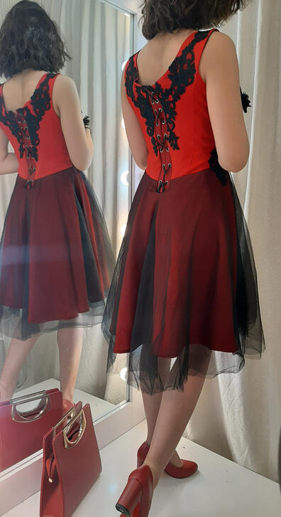 Sculpted florals, flowing silhouettes, couture with a story!